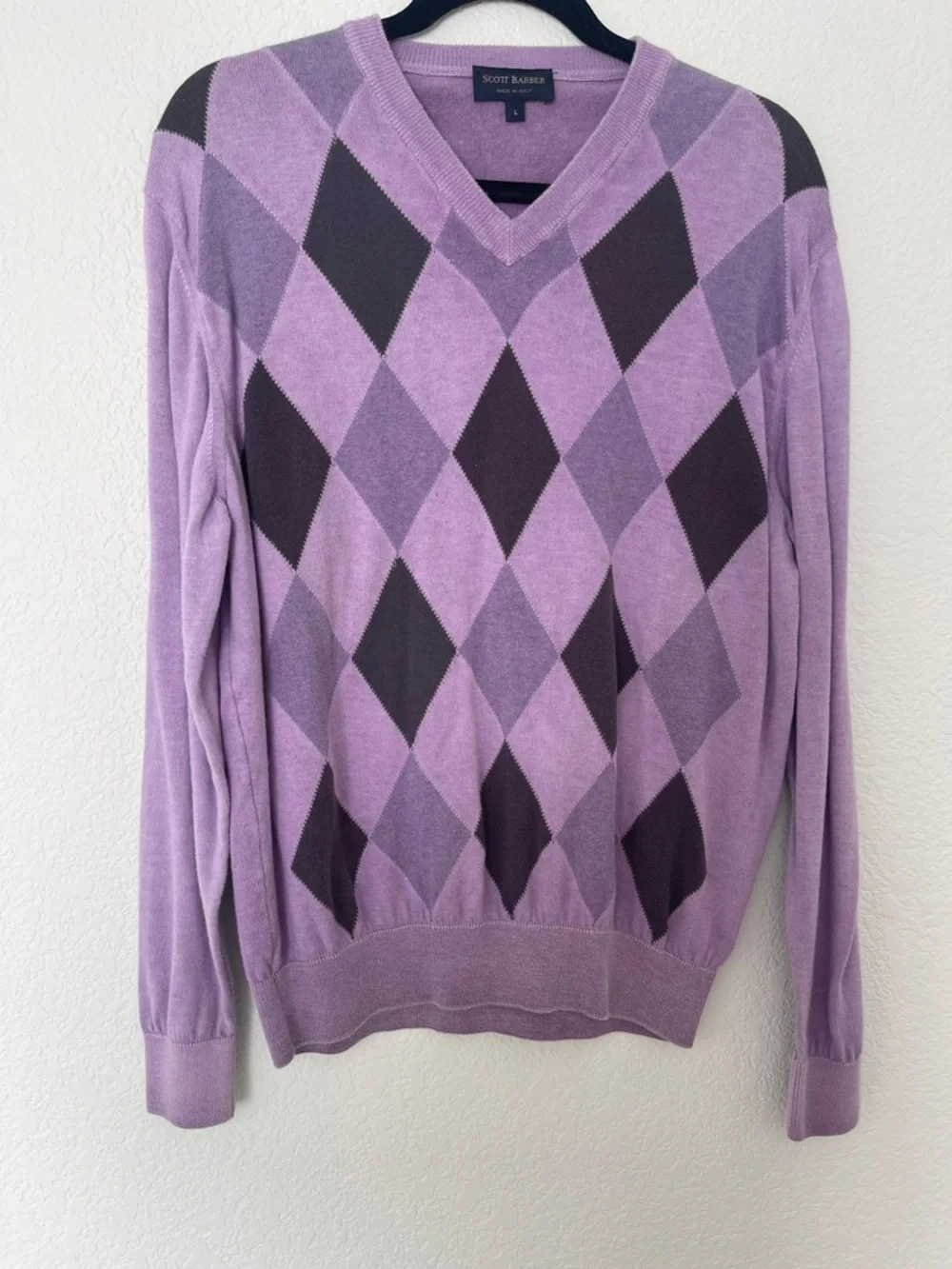 Scott Barber Men's Lavender Argyle V-Neck Sweater - Picture 1 of 3